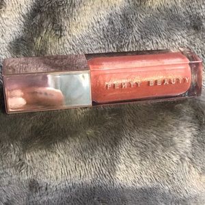Fenty beauty lipgloss